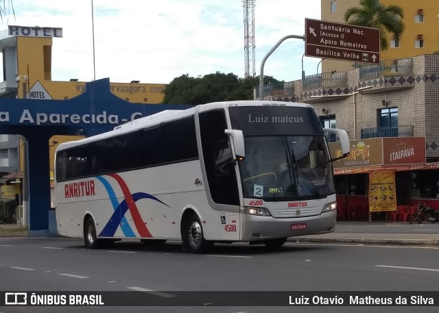 Anritur 4500 na cidade de Aparecida, São Paulo, Brasil, por Luiz Otavio Matheus da Silva. Número da foto: #6796851.