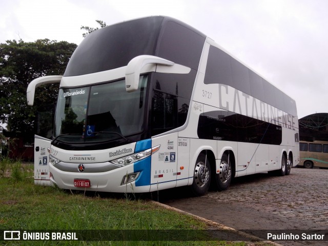 Auto Viação Catarinense 3727 na cidade de Joinville, Santa Catarina, Brasil, por Paulinho Sartor. ID da foto: 6800183.