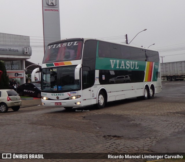 Viasul - Auto Viação Venâncio Aires 7000 na cidade de Santa Cruz do Sul, Rio Grande do Sul, Brasil, por Ricardo Manoel Limberger Carvalho. Número da foto: #6802688.