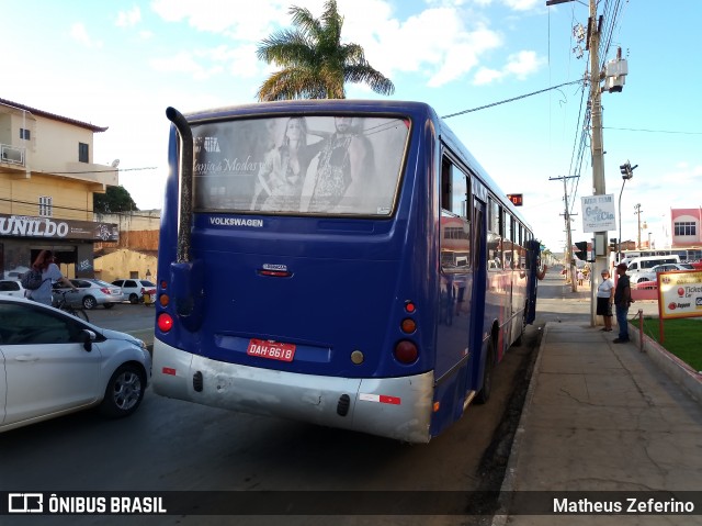 Ônibus Particulares 8618 na cidade de Irecê, Bahia, Brasil, por Matheus Zeferino. ID da foto: 6806362.