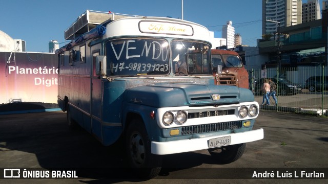 Motorhomes aip6433 na cidade de Itajaí, Santa Catarina, Brasil, por André Luis L Furlan. ID da foto: 6804443.