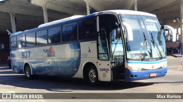 Turis Silva 937 na cidade de Porto Alegre, Rio Grande do Sul, Brasil, por Max Ramos. Número da foto: #6805302.