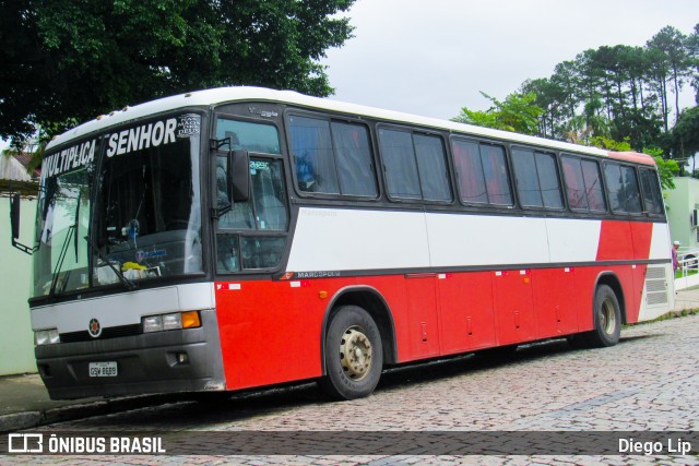 Ônibus Particulares 8689 na cidade de Joinville, Santa Catarina, Brasil, por Diego Lip. Número da foto: #6807732.