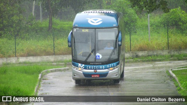 Viação Cruzeiro 6211 na cidade de Recife, Pernambuco, Brasil, por Daniel Cleiton  Bezerra. Número da foto: #6812427.
