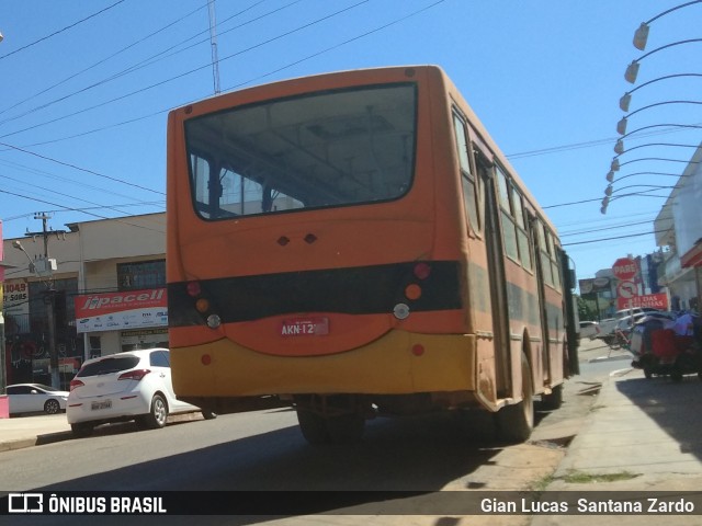 Escolares 1276 na cidade de Ji-Paraná, Rondônia, Brasil, por Gian Lucas  Santana Zardo. Número da foto: #6815873.