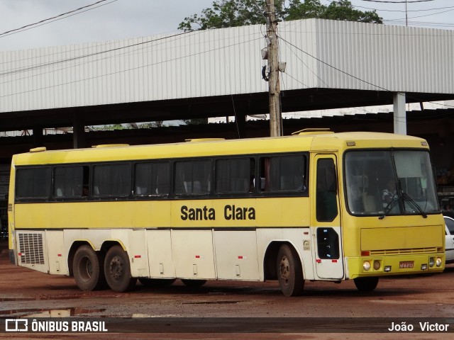 Santa Clara 6923 na cidade de Peritoró, Maranhão, Brasil, por João Victor. Número da foto: #6817439.