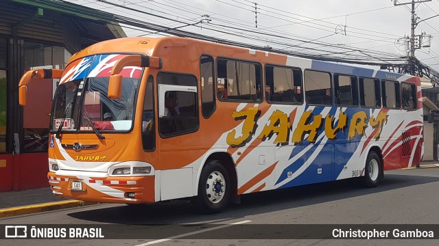 TUAN RL AB 5301 na cidade de San José, San José, Costa Rica, por Christopher Gamboa. Número da foto: #6819257.