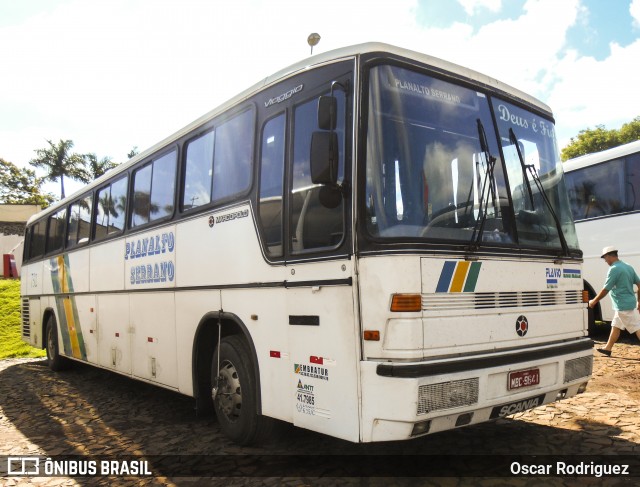 Planalto Serrano Transporte e Turismo 731 na cidade de Foz do Iguaçu, Paraná, Brasil, por Oscar Rodriguez . Número da foto: #6777960.