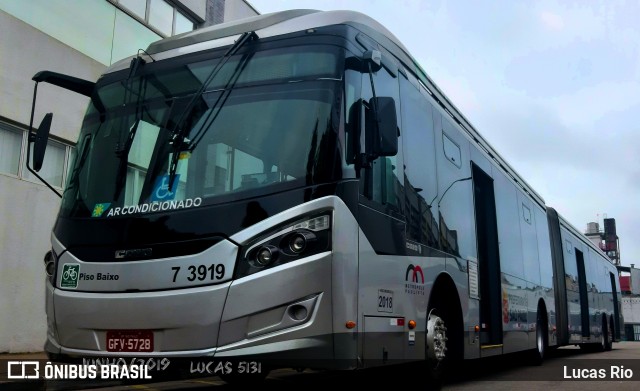 Viação Metrópole Paulista - Zona Leste 7 3919 na cidade de São Paulo, São Paulo, Brasil, por Lucas Rio. ID da foto: 6821958.