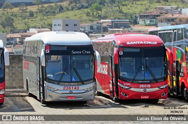 Viação Santa Cruz 236140 na cidade de Alfenas, Minas Gerais, Brasil, por Lucas Elson de Oliveira. ID da foto: 6821981.