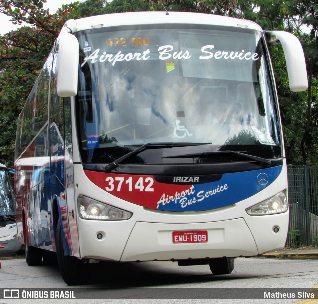 Airport Bus Service 37142 na cidade de São Paulo, São Paulo, Brasil, por Matheus dos Anjos Silva. ID da foto: 6824165.