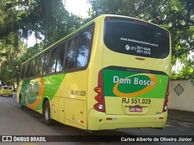 Dom Bosco Turismo e Transportes RJ 551.029 na cidade de Rio de Janeiro, Rio de Janeiro, Brasil, por Carlos Alberto de Oliveira Júnior. ID da foto: 6823335.