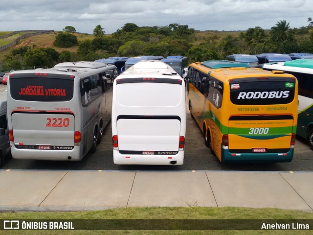 Ônibus Particulares 4400 na cidade de Camaçari, Bahia, Brasil, por Aneivan Lima. Número da foto: #6825915.