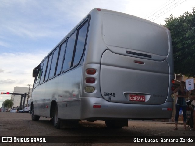 Ônibus Particulares 0542 na cidade de Ji-Paraná, Rondônia, Brasil, por Gian Lucas  Santana Zardo. Número da foto: #6824845.