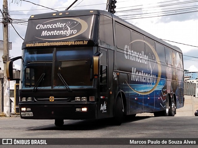 Ônibus Particulares 2008 na cidade de Divinópolis, Minas Gerais, Brasil, por Marcos Paulo de Souza Alves. Número da foto: #6825063.