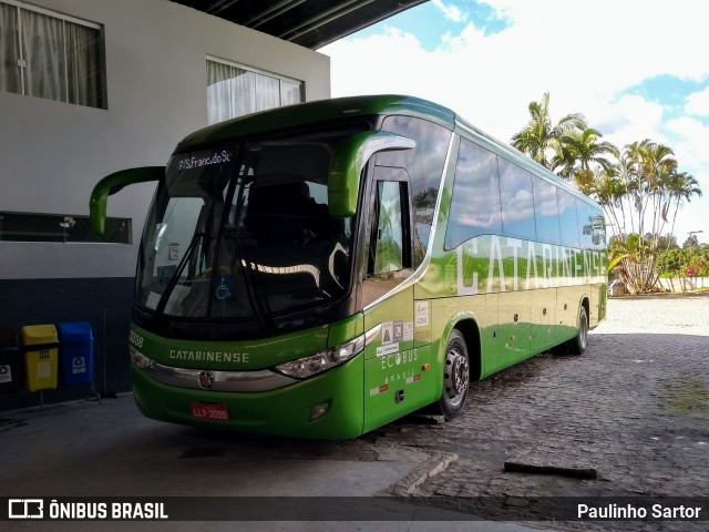 Auto Viação Catarinense 3338 na cidade de Garuva, Santa Catarina, Brasil, por Paulinho Sartor. ID da foto: 6831739.