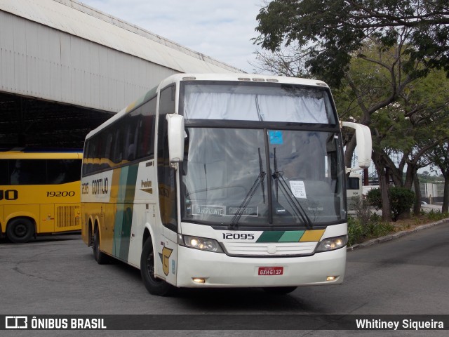 Empresa Gontijo de Transportes 12095 na cidade de Vitória, Espírito Santo, Brasil, por Whitiney Siqueira. Número da foto: #6831633.