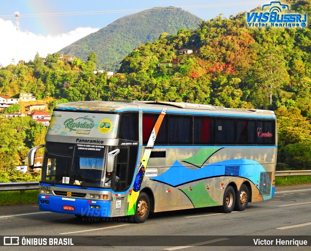 Ônibus Particulares 24261 na cidade de Petrópolis, Rio de Janeiro, Brasil, por Victor Henrique. Número da foto: #6834555.