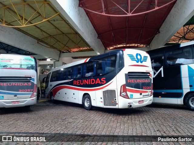 Reunidas Transportes Coletivos 32201 na cidade de Joinville, Santa Catarina, Brasil, por Paulinho Sartor. Número da foto: #6833871.