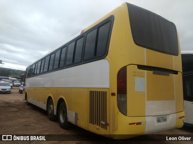 Ônibus Particulares 9015 na cidade de Caruaru, Pernambuco, Brasil, por Leon Oliver. ID da foto: 6839744.