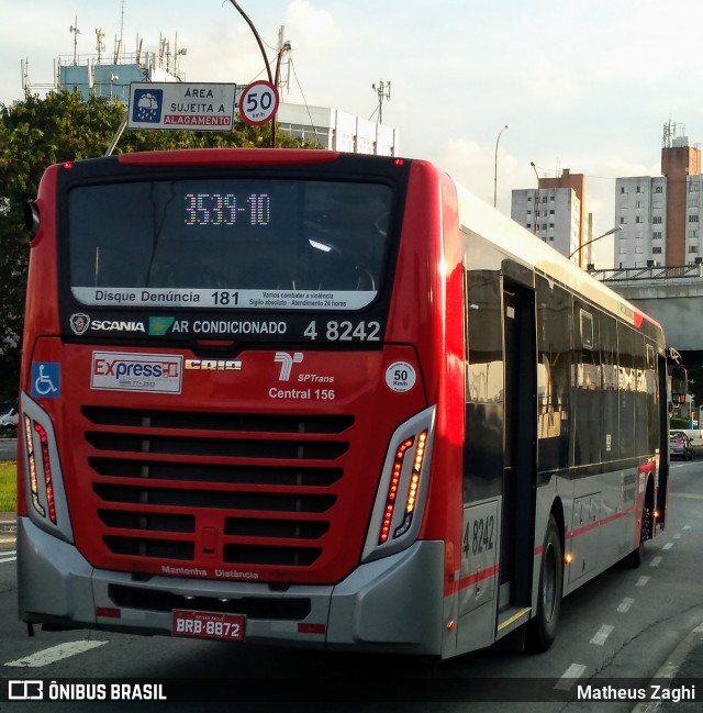 Express Transportes Urbanos Ltda 4 8242 na cidade de São Paulo, São Paulo, Brasil, por Matheus Zaghi. Número da foto: #6841218.