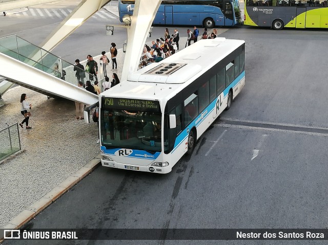 RL - Rodoviária de Lisboa  na cidade de Espinho, Aveiro, Portugal, por Nestor dos Santos Roza. ID da foto: 6840086.