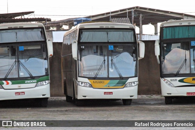 Empresa Gontijo de Transportes 12080 na cidade de Teixeira de Freitas, Bahia, Brasil, por Rafael Rodrigues Forencio. ID da foto: 6838285.