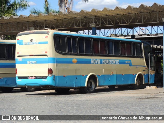 Viação Novo Horizonte 1007411 na cidade de Santa Maria da Vitória, Bahia, Brasil, por Leonardo Chaves de Albuquerque. ID da foto: 6781036.