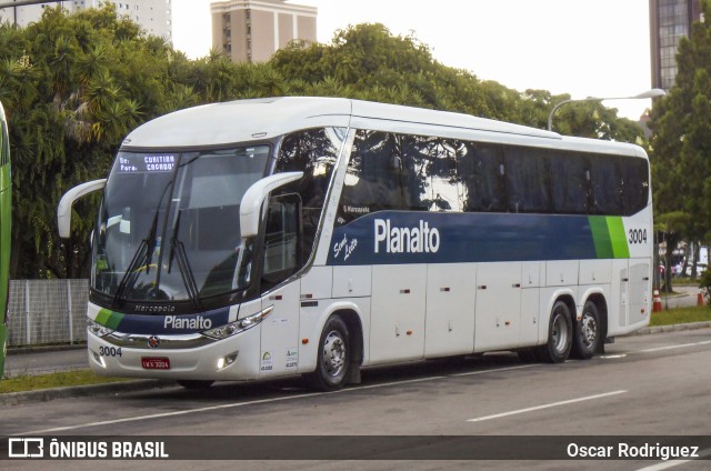 Planalto Transportes 3004 na cidade de Curitiba, Paraná, Brasil, por Oscar Rodriguez . Número da foto: #6848447.