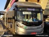 Via Sudeste Transportes S.A. 5 3576 na cidade de São Paulo, São Paulo, Brasil, por Rodrigo Moreira Correia. Número da foto: #:id.