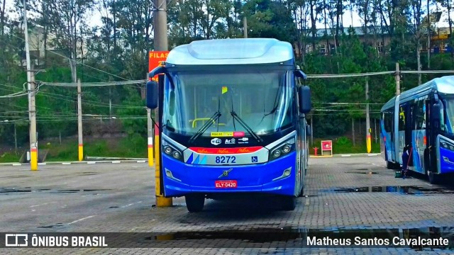 Metra - Sistema Metropolitano de Transporte 8272 na cidade de São Bernardo do Campo, São Paulo, Brasil, por Matheus Santos Cavalcante. ID da foto: 6789818.