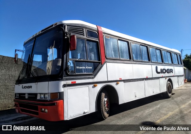 Líder Turismo 1721 na cidade de Santo Antônio do Monte, Minas Gerais, Brasil, por Vicente de Paulo Alves. Número da foto: #6788769.