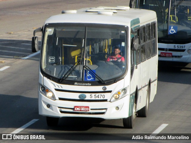 Ônibus Particulares 5 5470 na cidade de Belo Horizonte, Minas Gerais, Brasil, por Adão Raimundo Marcelino. ID da foto: 6792146.