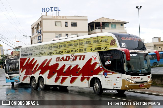 Auto Viação Gadotti 2015 na cidade de Balneário Camboriú, Santa Catarina, Brasil, por Felipe Navas Geraldo Moura . Número da foto: #6851246.