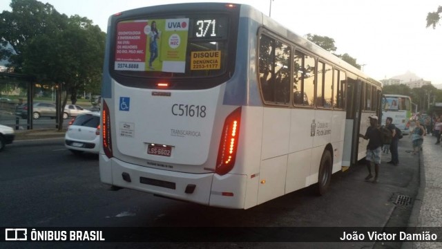 Viação Novacap C51618 na cidade de Rio de Janeiro, Rio de Janeiro, Brasil, por João Victor Damião. Número da foto: #6851213.