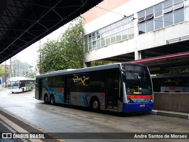 Metra - Sistema Metropolitano de Transporte 5413 na cidade de Diadema, São Paulo, Brasil, por Andre Santos de Moraes. ID da foto: 6872593.