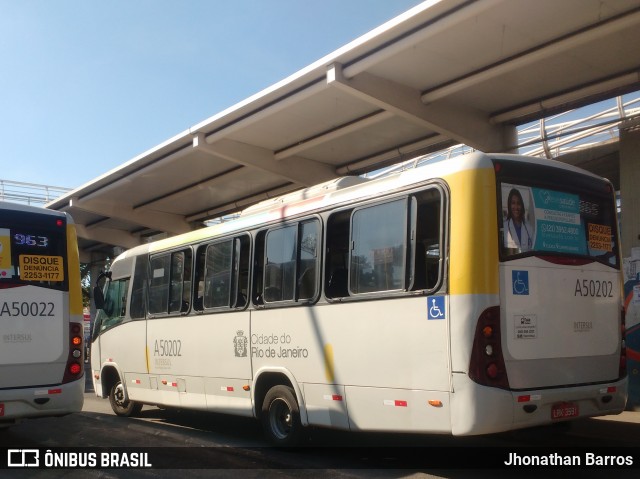 Tijuquinha - Auto Viação Tijuca A50202 na cidade de Rio de Janeiro, Rio de Janeiro, Brasil, por Jhonathan Barros. ID da foto: 6873958.