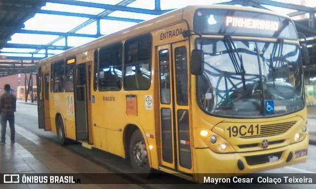 Araucária Transportes Coletivos 19C41 na cidade de Curitiba, Paraná, Brasil, por Mayron Cesar  Colaço Teixeira. Número da foto: #6875198.