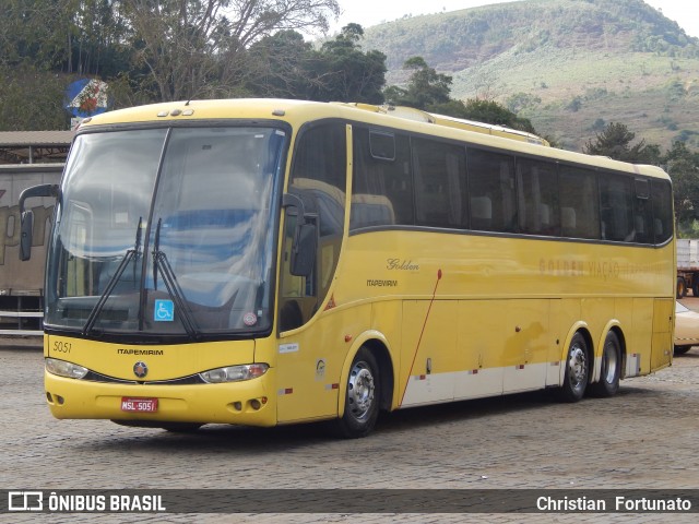 Viação Itapemirim 5051 na cidade de Manhuaçu, Minas Gerais, Brasil, por Christian  Fortunato. ID da foto: 6877839.