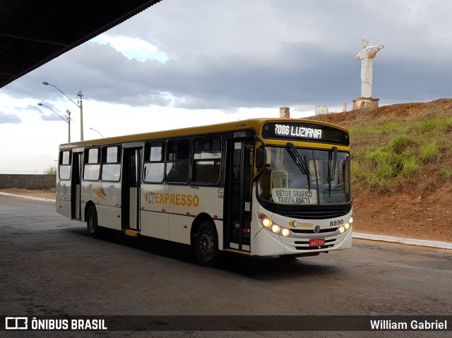 CT Expresso 8890 na cidade de Luziânia, Goiás, Brasil, por William Gabriel. Número da foto: #6884864.
