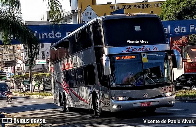 Ledo's Turismo Transportes LTDA 1910 na cidade de Aparecida, São Paulo, Brasil, por Vicente de Paulo Alves. ID da foto: 6883930.