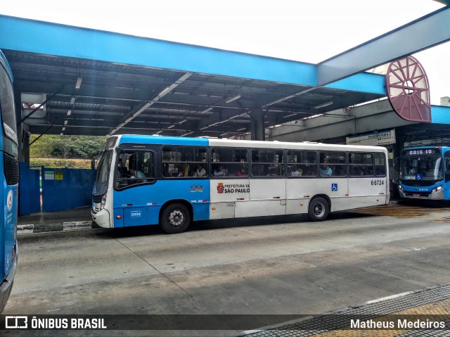 Transwolff Transportes e Turismo 6 6724 na cidade de São Paulo, São Paulo, Brasil, por Matheus Medeiros. Número da foto: #6887688.