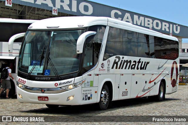 Rimatur Transportes 8200 na cidade de Balneário Camboriú, Santa Catarina, Brasil, por Francisco Ivano. Número da foto: #6888456.