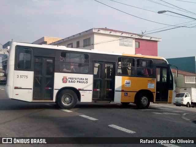 Upbus Qualidade em Transportes 3 5775 na cidade de São Paulo, São Paulo, Brasil, por Rafael Lopes de Oliveira. ID da foto: 6887735.