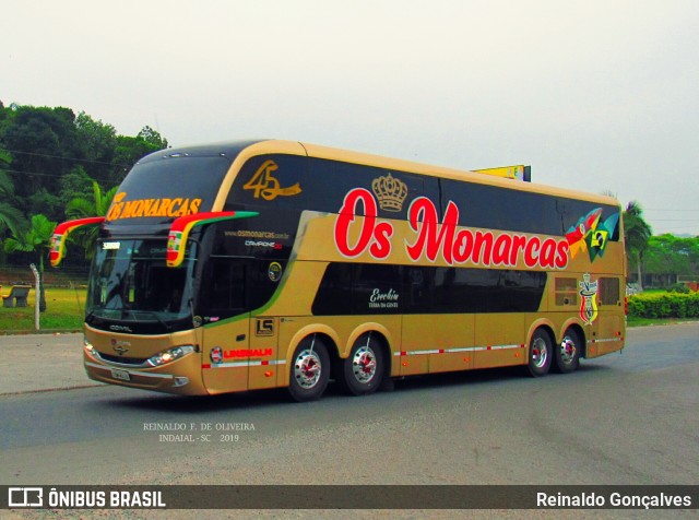 Os Monarcas 4218 na cidade de Indaial, Santa Catarina, Brasil, por Reinaldo Gonçalves. Número da foto: #6888441.