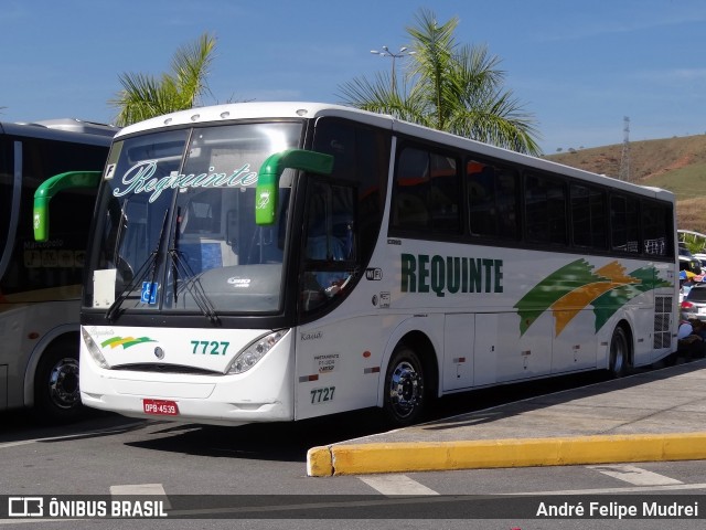 Requinte 7727 na cidade de Aparecida, São Paulo, Brasil, por André Felipe Mudrei. ID da foto: 6893630.