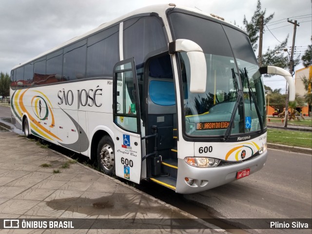 Expresso São José 600 na cidade de Tramandaí, Rio Grande do Sul, Brasil, por Plinio Silva. Número da foto: #6892919.