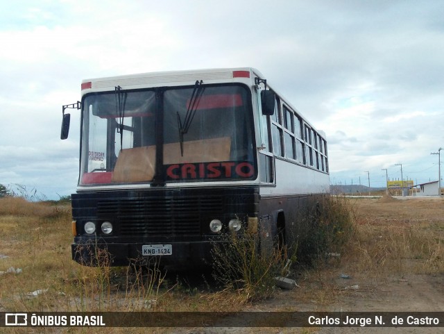 Ônibus Particulares KNG1434 na cidade de Paulista, Paraíba, Brasil, por Carlos Jorge N.  de Castro. ID da foto: 6852269.