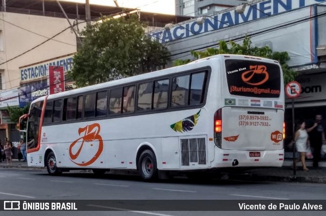 J3 Turismo 1365 na cidade de Divinópolis, Minas Gerais, Brasil, por Vicente de Paulo Alves. ID da foto: 6898900.