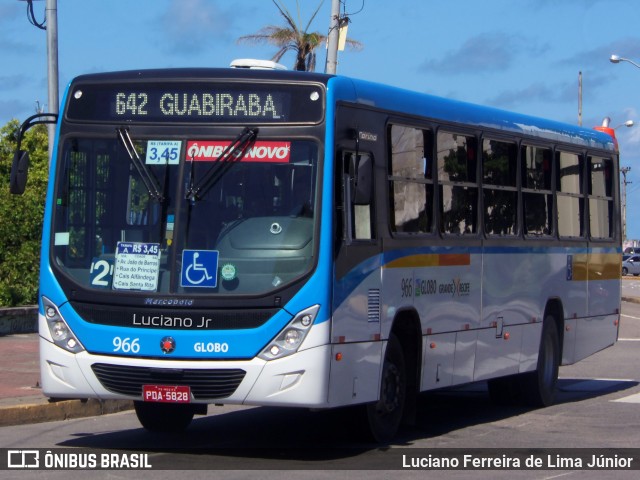 Transportadora Globo 966 na cidade de Recife, Pernambuco, Brasil, por Luciano Ferreira de Lima Júnior. Número da foto: #6900965.